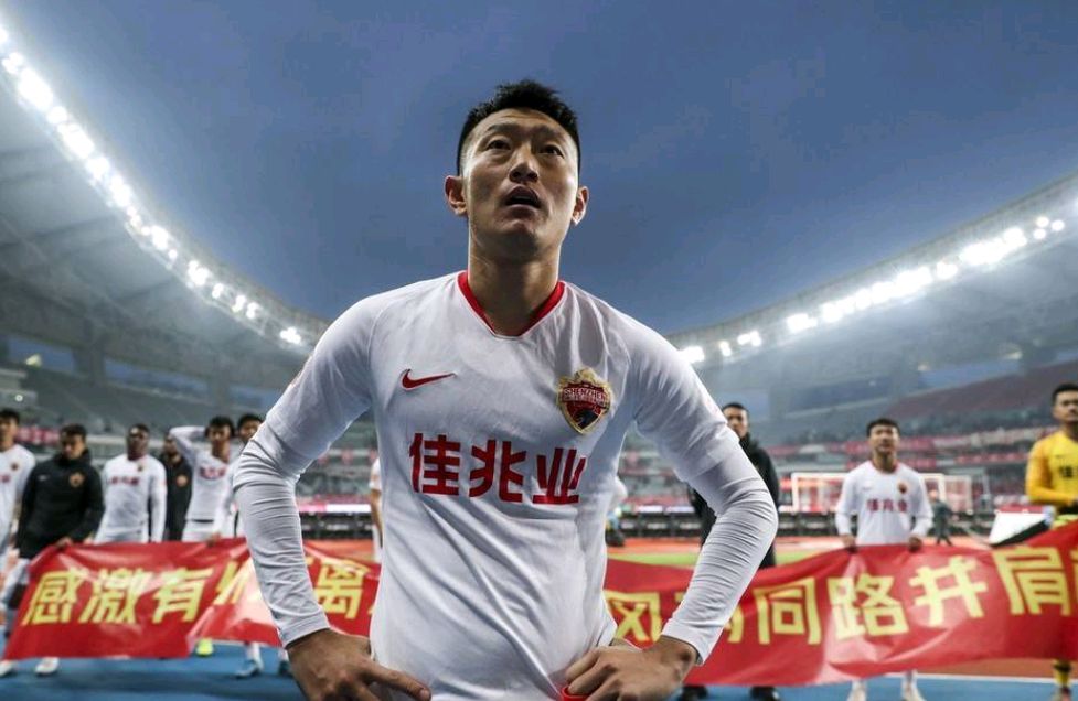 关于富力客场取胜，成功避开保级区，危机暂时解除的信息