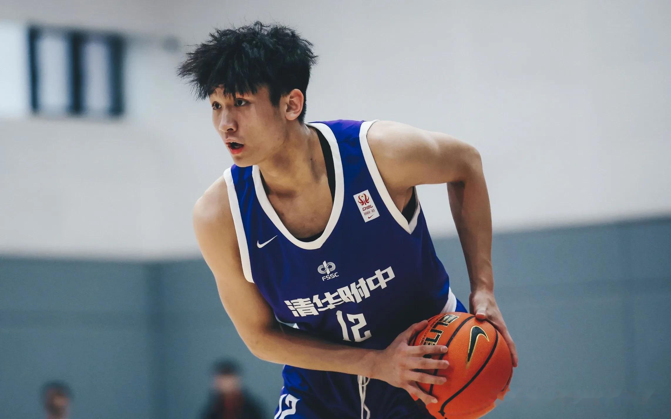 福建男篮横扫赛场，主帅大赞球员表现