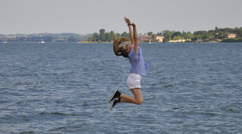 星空体育最新版-“滚球竞技:成都三叉湖赛场带来全新体育体验” 第2张